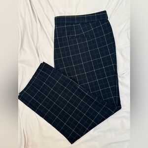 Amanda & Chelsea Black stretchy plaid slacks